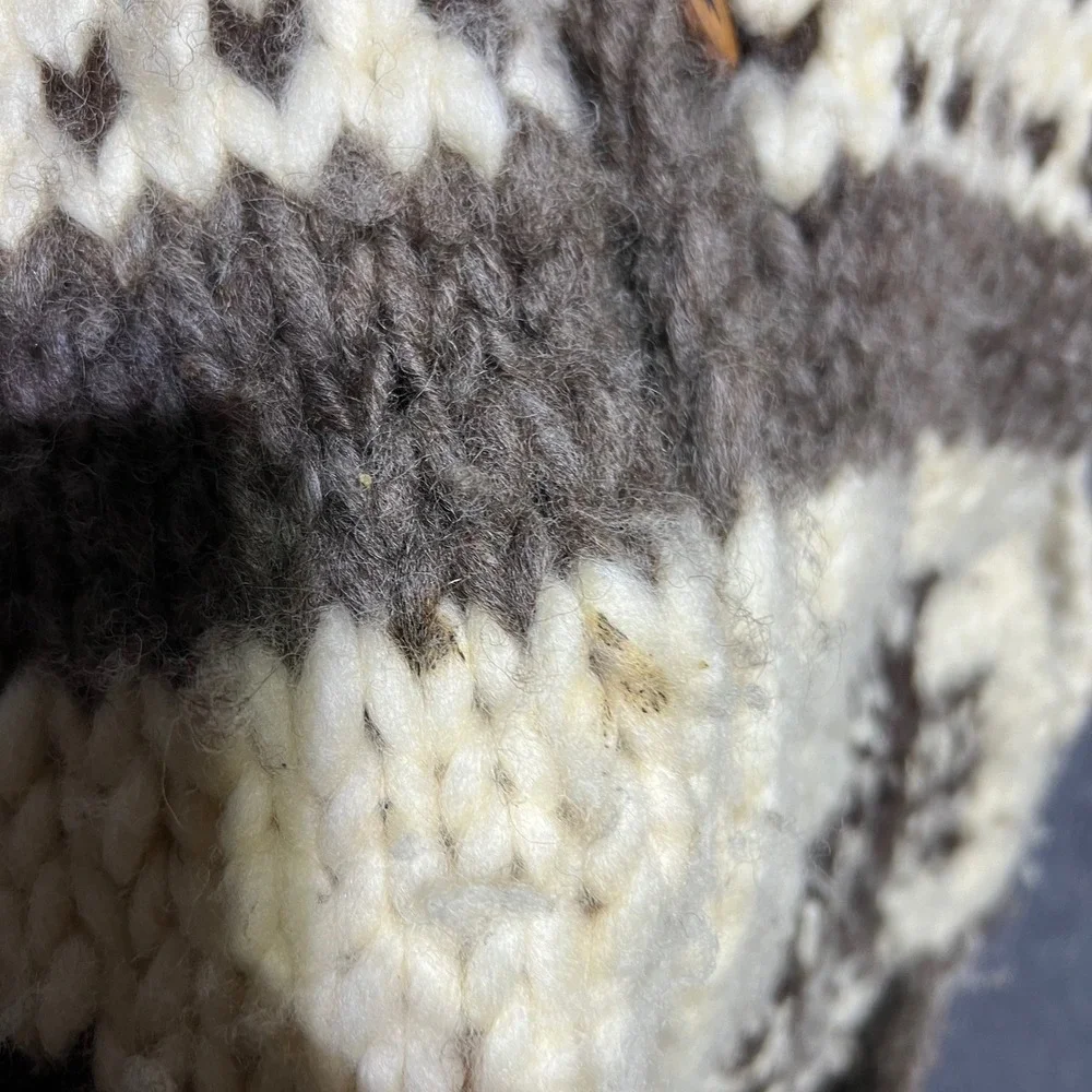 Vintage Cowichan Wool Vest Mens M Brown Eagle Thunderbird Hand Knit Canada